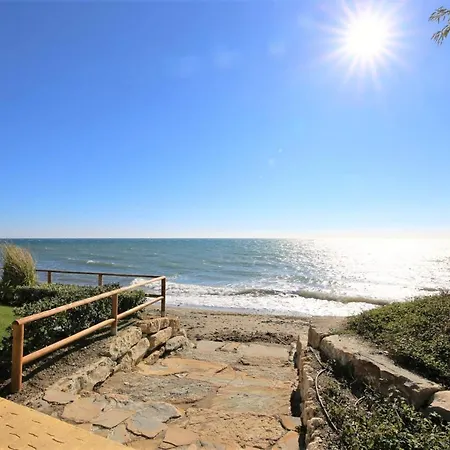 Apartment East Mia Estepona