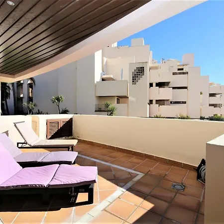 East Mia Апартаменты Эстепона